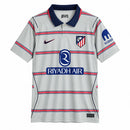 camisa-camiseta-atletico-de-madrid-nike-riyadh-air-versao-torcedor-masculina-26-27-third-away-fora-iii-terceira-3-cinza-vermelha-vermelho-azul_1_f5ca1953-3512-4de6-a1d1-e67f88136572