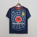 camisa-camiseta-atletico-de-madrid-nike-spider-man-2-homem-aranha-versao-versao-torcedor-masculina-04-05-away-fora-ii-secundaria-2-vermelha-branca-vermelho-branco-azul-retro-retro_1