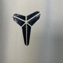 camisa-camiseta-barcelona-kobe-sheath-mamba-mentality-bryant-spotify-versao-torcedor-masculina-25-26-away-fora-ii-secundaria-2-azul-preta-preto-amarela-amarelo-bege_3