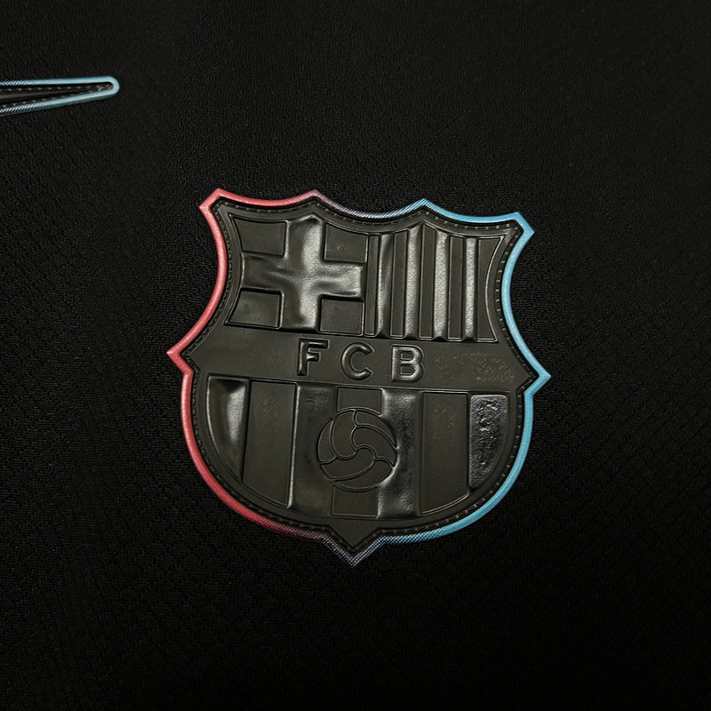 camisa-camiseta-barcelona-nike-spotify-versao-versao-torcedor-masculina-24-25-away-fora-ii-secundaria-2-vermelha-vermelho-azul-preta-preto_10