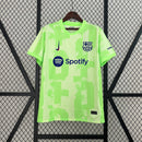 camisa-camiseta-barcelona-nike-spotify-versao-versao-torcedor-masculina-24-25-third-away-fora-iii-terceira-3-vermelha-vermelho-azul-verde-claro-clara_1
