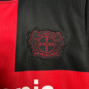 camisa-camiseta-bayer-leverkusen-castore-barmenia-versao-versao-torcedor-masculina-23-24-home-casa-i-principal-1-florian-wirtz-vermelha-preta-vermelho-preto_4
