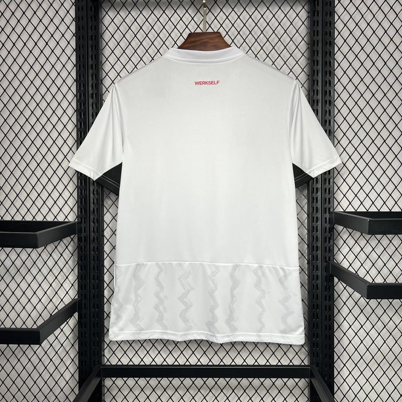 camisa-camiseta-bayer-leverkusen-castore-barmenia-versao-versao-torcedor-masculina-24-25-away-fora-ii-secundaria-2-branca-branco-dourado-dourada_7