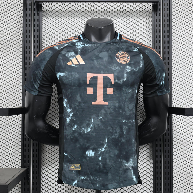 camisa-camiseta-bayern-munchen-adidas-T-versao-versao-jogador-masculina-24-25-away-fora-ii-secundaria-2-preta-preto-azul-vermelha-vermelho_1