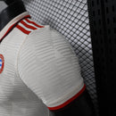 camisa-camiseta-bayern-munchen-adidas-T-versao-versao-jogador-masculina-24-25-third-away-fora-iii-terceira-3-bege-vermelha-vermelho_9