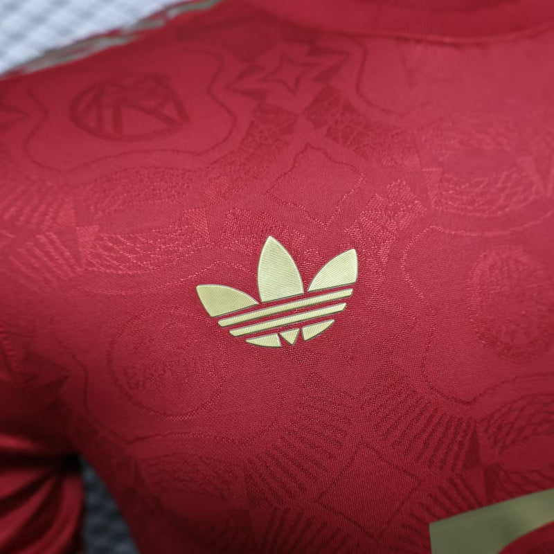 camisa-camiseta-bayern-munchen-adidas-T-versao-versao-jogador-masculina-25-26-edicao-edicao-especial-125-anos-vermelha-vermelho-dourada-dourado_5