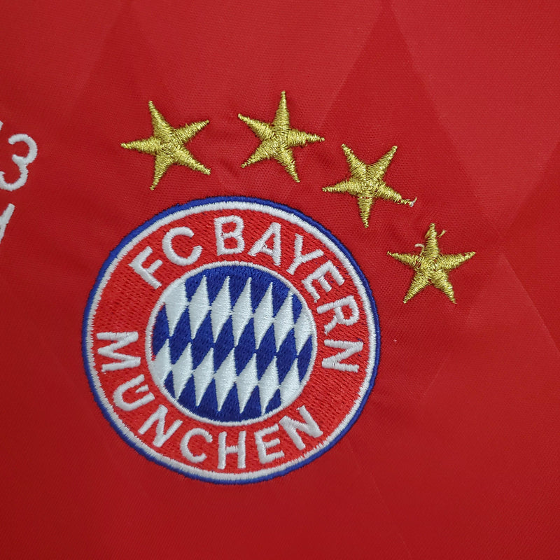camisa-camiseta-bayern-munchen-adidas-T-versao-versao-torcedor-masculina-12-13-home-casa-i-principal-1-retro-retro-vermelha-vermelho-branca-branco_4