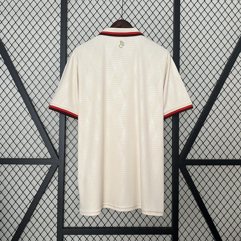camisa-camiseta-bayern-munchen-adidas-T-versao-versao-torcedor-masculina-24-25-third-away-fora-iii-terceira-3-bege-vermelha-vermelho_4