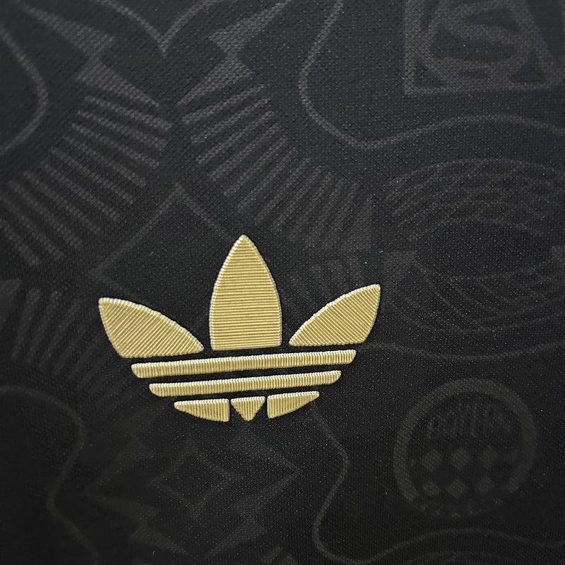 camisa-camiseta-bayern-munchen-adidas-T-versao-versao-torcedor-masculina-25-26-edicao-especial-125-anos-vermelha-vermelho-dourada-dourado-preta-preto_3