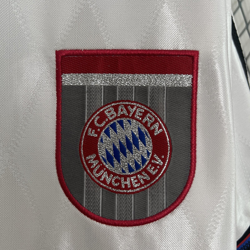 camisa-camiseta-bayern-munchen-adidas-opel-versao-torcedor-masculina-96-98-away-fora-ii-secundaria-2-branca-branco-vermelha-vermelho-azul-preta-preto-retro-retro_6