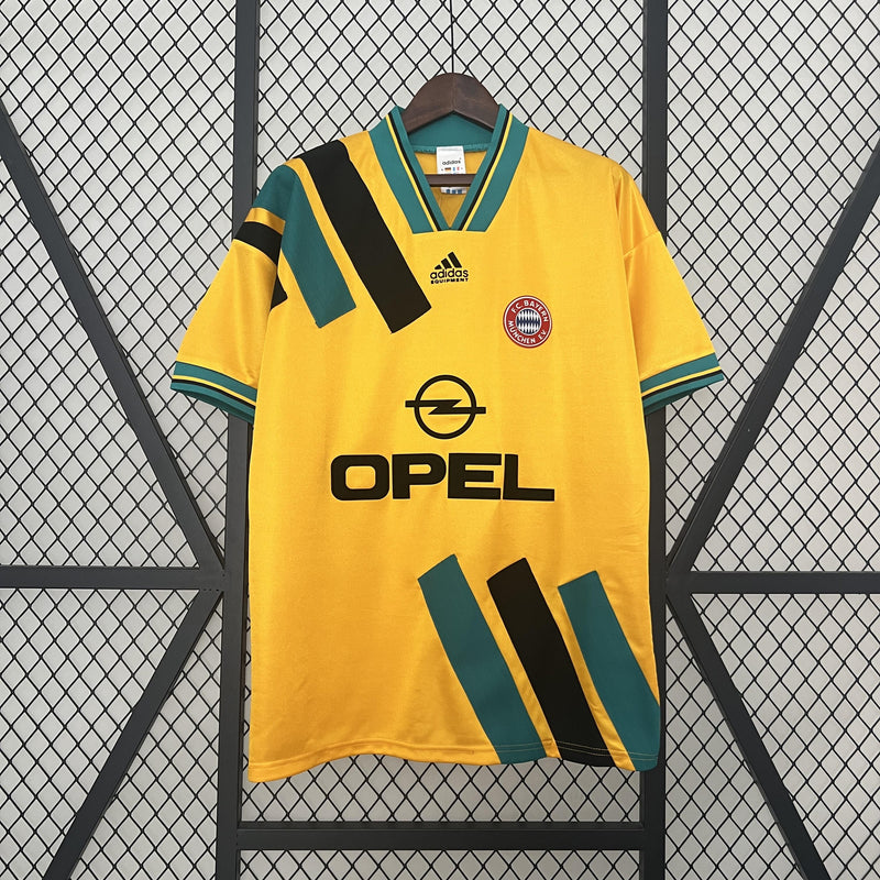 camisa-camiseta-bayern-munchen-adidas-opel-versao-versao-torcedor-masculina-93-95-away-fora-ii-secundaria-2-amarela-amarelo-verde-preta-preto-retro-retro_1