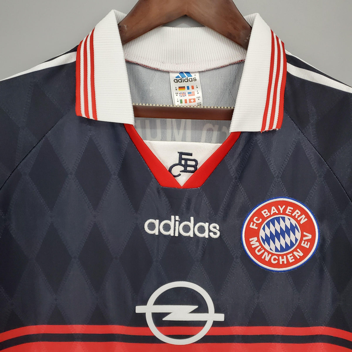 Camisa Bayern de Munique Retrô Home 97/99 Torcedor Masculina - Cinza