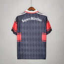 camisa-camiseta-bayern-munchen-adidas-opel-versao-versao-torcedor-masculina-97-99-home-casa-i-principal-1-cinza-vermelha-vermelho-branca-branco-retro-retro_4