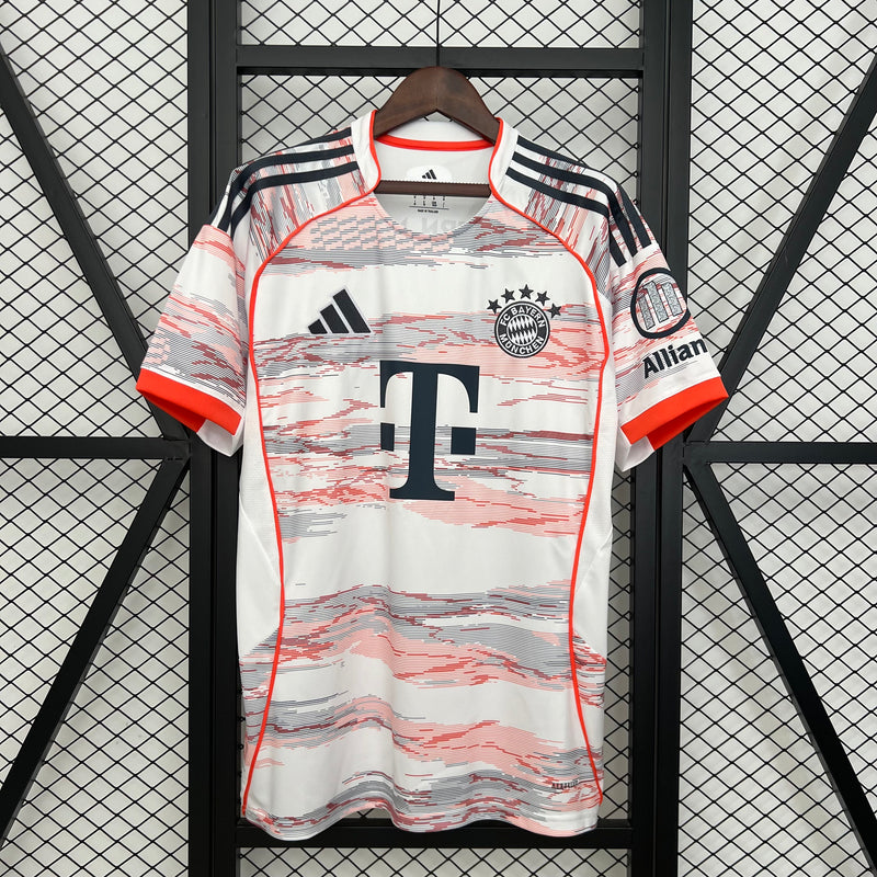 camisa-camiseta-bayern-munchen-de-munique-adidas-t-mobile-versao-torcedor-masculina-25-26-away-fora-ii-secundaria-2-vermelha-vermelho-branca-branco-cinza-preta-preto_1