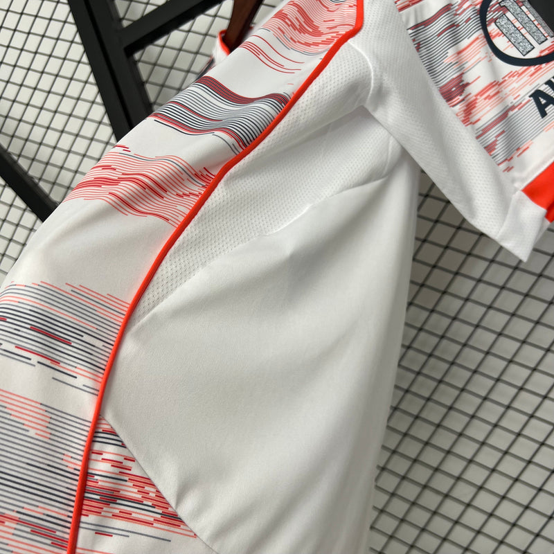 camisa-camiseta-bayern-munchen-de-munique-adidas-t-mobile-versao-torcedor-masculina-25-26-away-fora-ii-secundaria-2-vermelha-vermelho-branca-branco-cinza-preta-preto_7