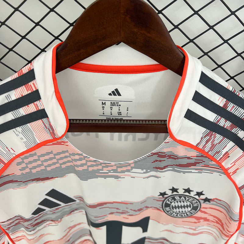 camisa-camiseta-bayern-munchen-de-munique-adidas-t-mobile-versao-torcedor-masculina-25-26-away-fora-ii-secundaria-2-vermelha-vermelho-branca-branco-cinza-preta-preto
