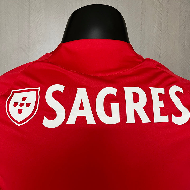 camisa-camiseta-benfica-adidas-emirates-fly-better-versao-versao-jogador-masculina-24-25-home-casa-i-principal-1-vermelha-vermelho-branca-branco_3