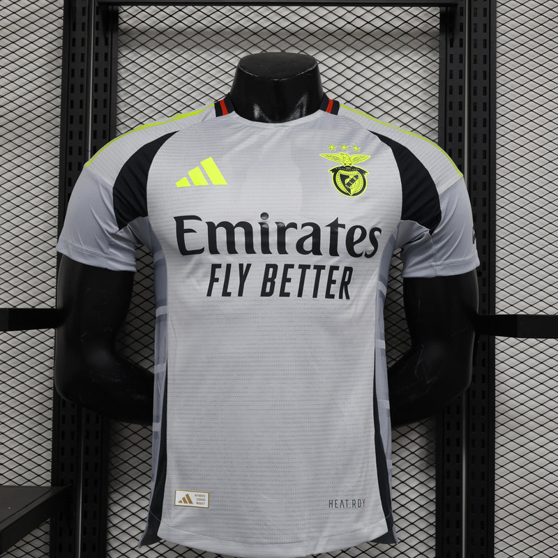 camisa-camiseta-benfica-adidas-emirates-fly-better-versao-versao-jogador-masculina-24-25-third-away-fora-iii-terceira-3-cinza-verde-branca-branco-preta-preto_1