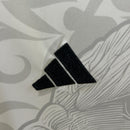 camisa-camiseta-benfica-adidas-emirates-fly-better-versao-versao-torcedor-masculina-25-26-treino-treinamento-branca-branco-preta-preto-cinza_2