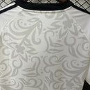 camisa-camiseta-benfica-adidas-emirates-fly-better-versao-versao-torcedor-masculina-25-26-treino-treinamento-branca-branco-preta-preto-cinza_4