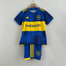 camisa-camiseta-boca-juniors-jrs-jr-betsson-adidas-versao-versao-torcedor-kit-infantil-conjunto-kids-kid-23-24-home-casa-i-principal-1-cavani-edinson-azul-amarela-amarelo_1