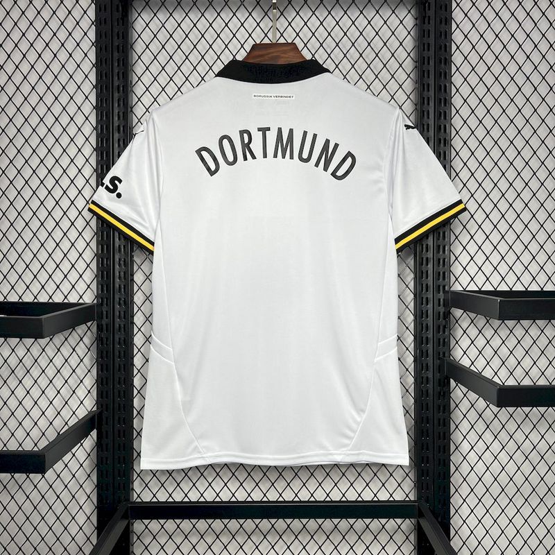 camisa-camiseta-borussia-dortmund-puma-1_1-versao-versao-torcedor-masculina-24-25-third-away-fora-terceira-iii-3-amarela-amarelo-preta-preto-branca-branco_5