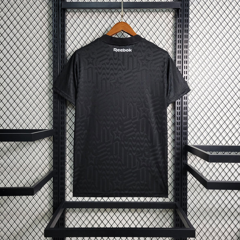 camisa-camiseta-botafogo-reebok-versao-versao-torcedor-masculina-23-24-away-third-fora-iii-terceira-3-preta-branca-preto-branco_8
