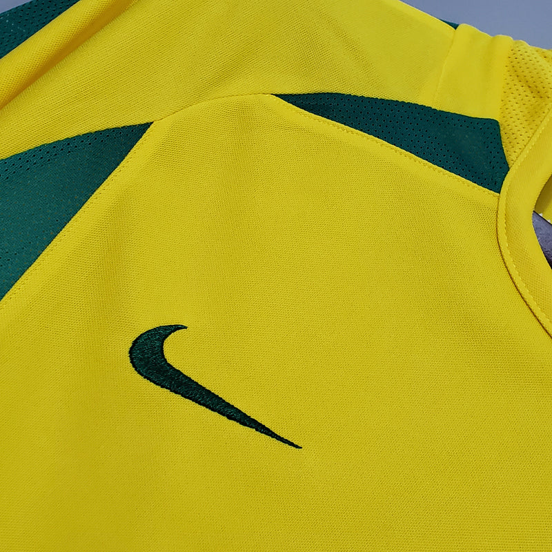 camisa-camiseta-brasil-selecao-brasileira-nike-retro-retro-penta-do-versao-versao-torcedor-masculina-23-24-home-casa-i-principal-1-ronaldo-ronaldinho-amarela-amarelo-azul-verde_4