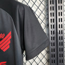 camisa-camiseta-cap-athletico-paranaense-umbro-esportes-da-sorte-versao-versao-torcedor-feminina-23-24-away-fora-ii-secundaria-2-vermelha-preta-vermelho-preto_5