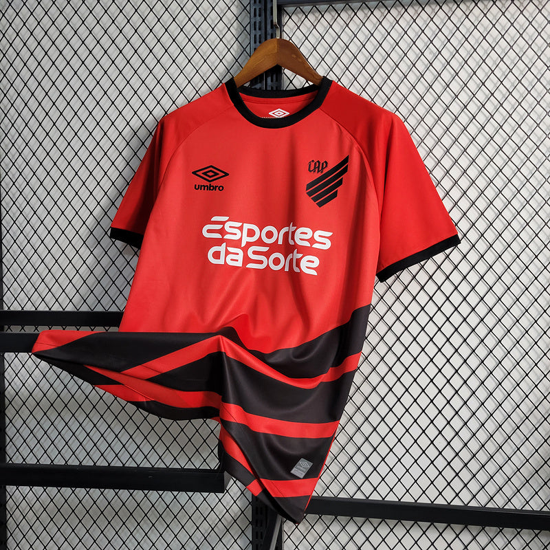 camisa-camiseta-cap-athletico-paranaense-umbro-esportes-da-sorte-versao-versao-torcedor-masculina-23-24-home-casa-i-principal-1-vermelha-preta-vermelho-preto_7