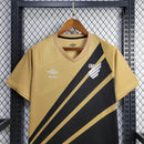 camisa-camiseta-cap-athletico-paranaense-umbro-esportes-da-sorte-versao-versao-torcedor-masculina-24-25-away-fora-ii-secundaria-2-vermelha-preta-vermelho-preto-bege_8
