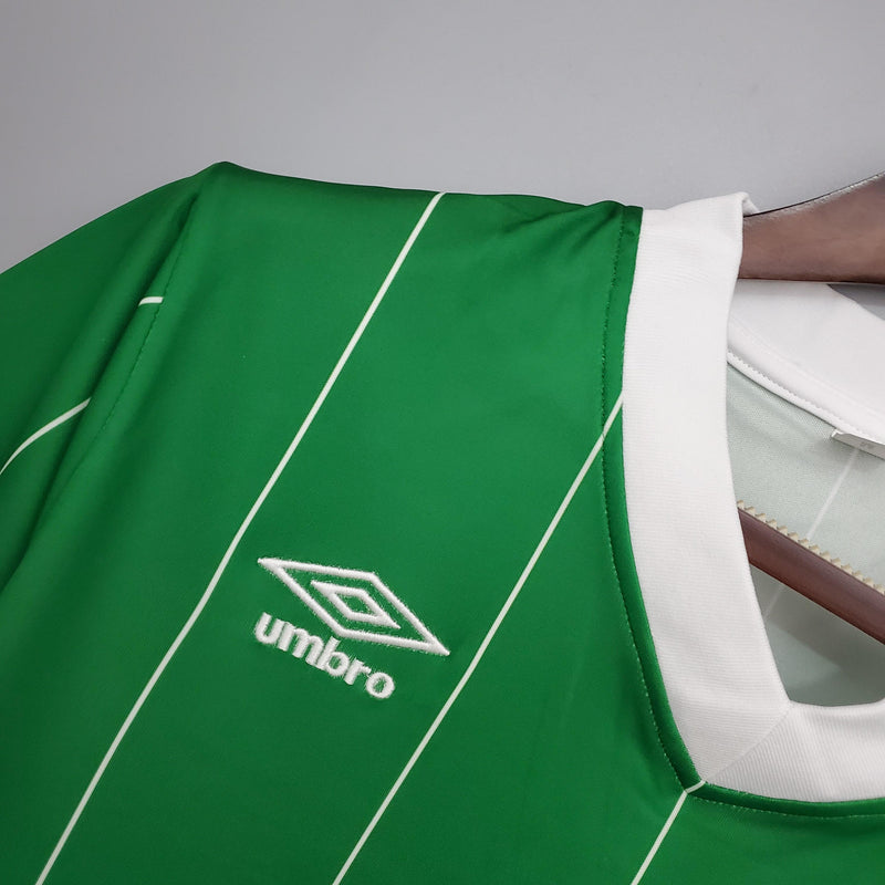 camisa-camiseta-celtic-umbro-versao-versao-torcedor-masculina-84-86-home-casa-i-principal-1-verde-branca-branco-retro-retro_4