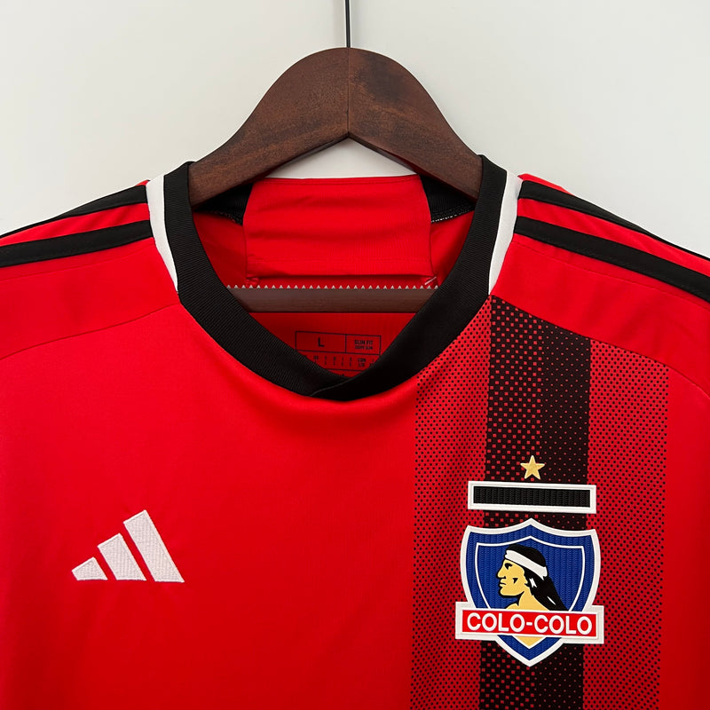 camisa-camiseta-colo-colocolo-adidas-assist-card-versao-versao-torcedor-masculina-23-24-away-fora-ii-secundaria-2-vermelho-vermelha_4