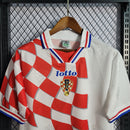 camisa-camiseta-croacia-croacia-selecao-selecao-croata-lotto-versao-versao-torcedor-masculina-1998-home-casa-i-principal-1-vermelha-branca-vermelho-branco-azul-retro-retro_3_6400a5df-cf79-416d-b8c8-a98b17b37b66