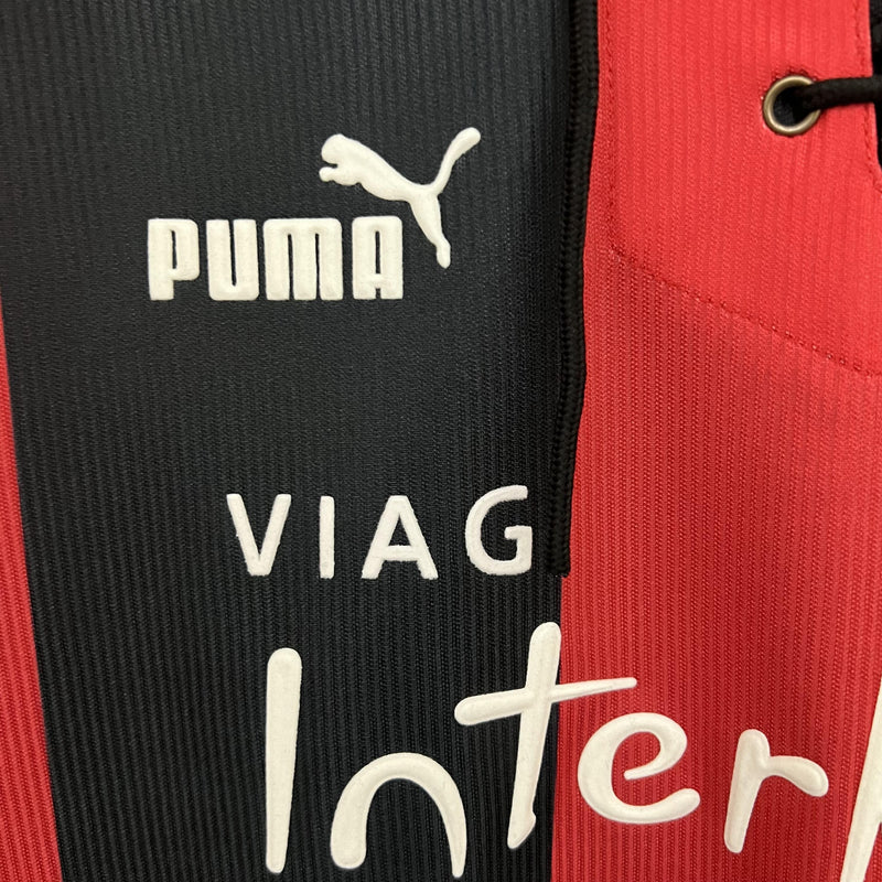 camisa-camiseta-eintratch-frankfurt-puma-viag-interkom-versao-versao-torcedor-masculina-98-00-home-casa-i-principal-1-vermelha-vermelho-preta-retr_7