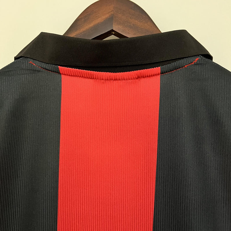 camisa-camiseta-eintratch-frankfurt-puma-viag-interkom-versao-versao-torcedor-masculina-98-00-home-casa-i-principal-1-vermelha-vermelho-preta-retr_8