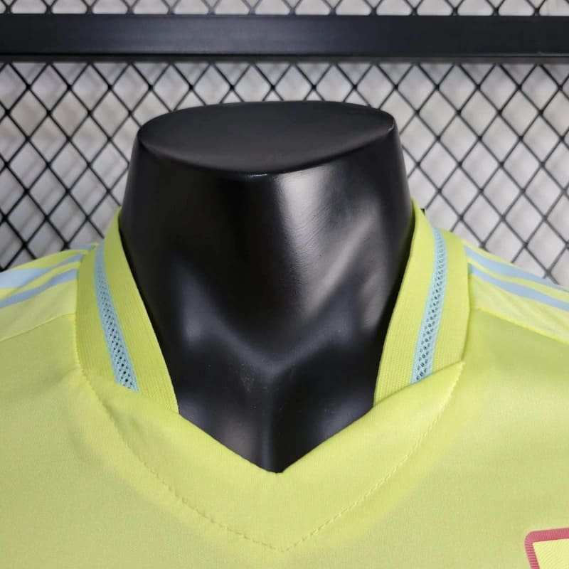 camisa-camiseta-espanha-espanhola-selecao-selecao-adidas-versao-versao-jogador-masculina-24-25-away-fora-ii-secundaria-2-verde-amarela-amarelo-vermelho-vermelha_8