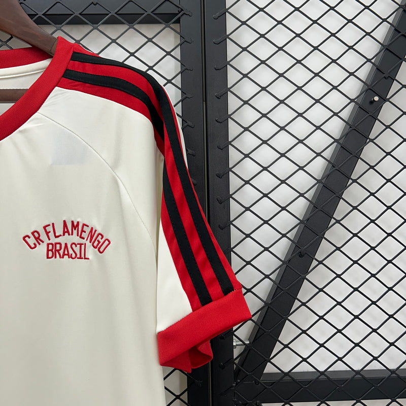 camisa-camiseta-flamengo-adidas-versao-torcedor-masculina-25-26-comemorativa-mundial-1981-branca-branco-vermelho-vermelha_5