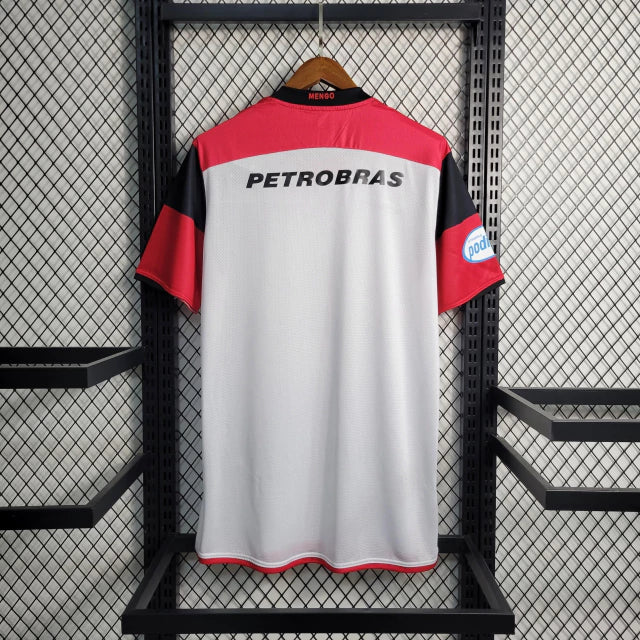 camisa-camiseta-flamengo-lubrax-nike-versao-versao-torcedor-masculina-2008-fora-away-ii-secundaria-2-vermelho-vermelha-preto-preta-retro-retro-branca-branco_2