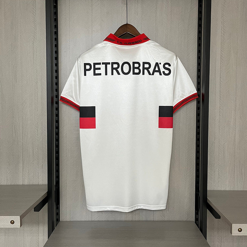 camisa-camiseta-flamengo-umbro-lubrax-versao-torcedor-masculina-1994-away-fora-ii-secundaria-2-vermelha-vermelho-preta-preto-branca-branco-retro_3