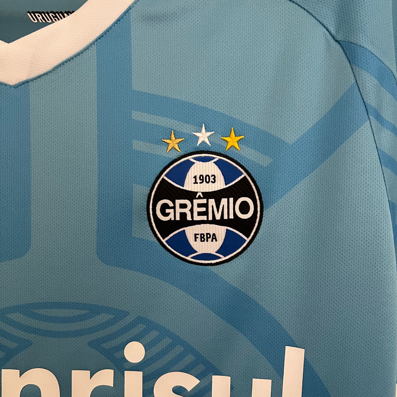 camisa-camiseta-gremio-gremio-banrisul-umbro-versao-versao-torcedor-masculina-22-23-third-away-fora-iii-terceira-3-azul-claro-clara-branca-branco_5