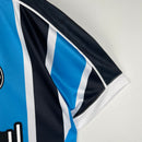camisa-camiseta-gremio-gremio-banrisul-umbro-versao-versao-torcedor-masculina-23-24-home-casa-i-principal-1-azul-preto-preta-branca-branco_7