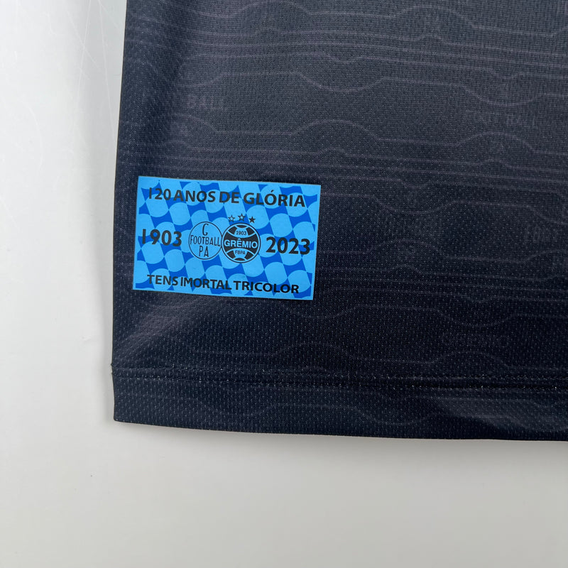 camisa-camiseta-gremio-gremio-banrisul-umbro-versao-versao-torcedor-masculina-23-24-third-away-fora-iii-terceira-3-azul-preto-preta-branca-branco_10