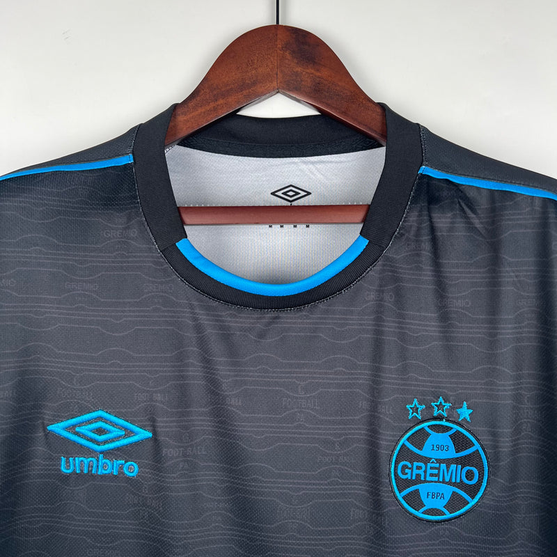 camisa-camiseta-gremio-gremio-banrisul-umbro-versao-versao-torcedor-masculina-23-24-third-away-fora-iii-terceira-3-azul-preto-preta-branca-branco_8