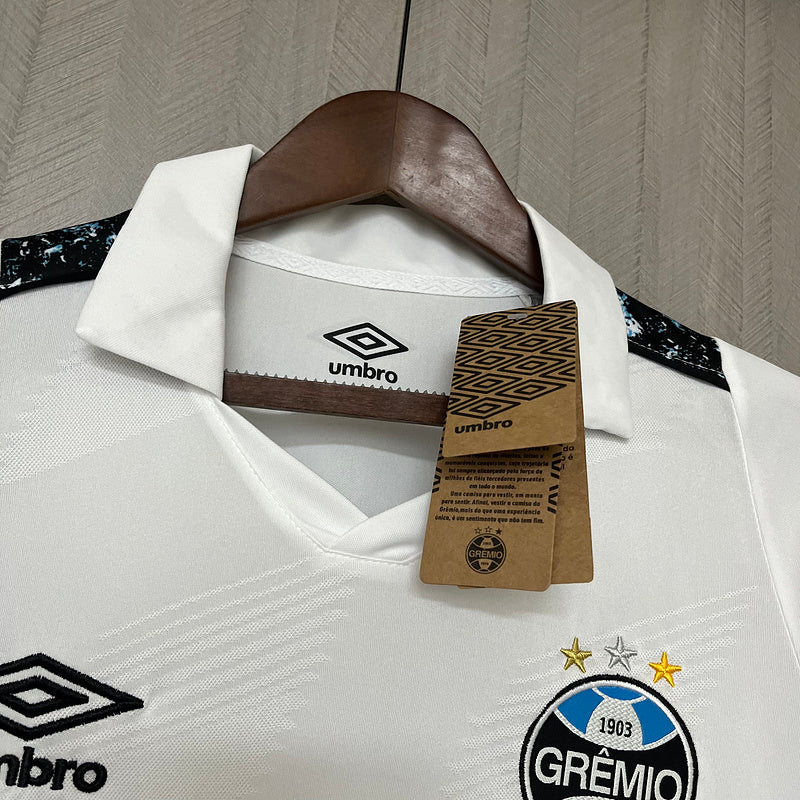 camisa-camiseta-gremio-gremio-banrisul-umbro-versao-versao-torcedor-masculina-24-25-away-fora-ii-secundaria-2-azul-preto-preta-branca-branco_4
