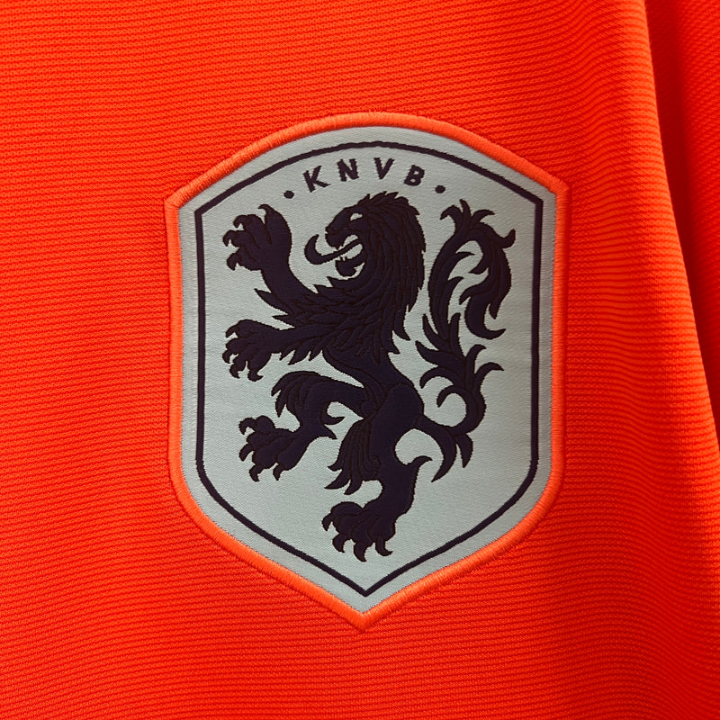 camisa-camiseta-holanda-selecao-selecao-holandesa-nike-versao-versao-torcedor-masculina-24-25-home-casa-i-principal-1-laranja-azul-branca-branco_2