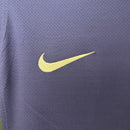 camisa-camiseta-inglaterra-nike-selecao-selecao-inglesa-versao-versao-torcedor-feminina-24-25-away-fora-ii-secundaria-2-bellingham-jude-harry-kane-branco-branca-azul-roxa-roxo_3