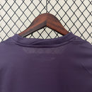 camisa-camiseta-inglaterra-nike-selecao-selecao-inglesa-versao-versao-torcedor-feminina-24-25-away-fora-ii-secundaria-2-bellingham-jude-harry-kane-branco-branca-azul-roxa-roxo_5