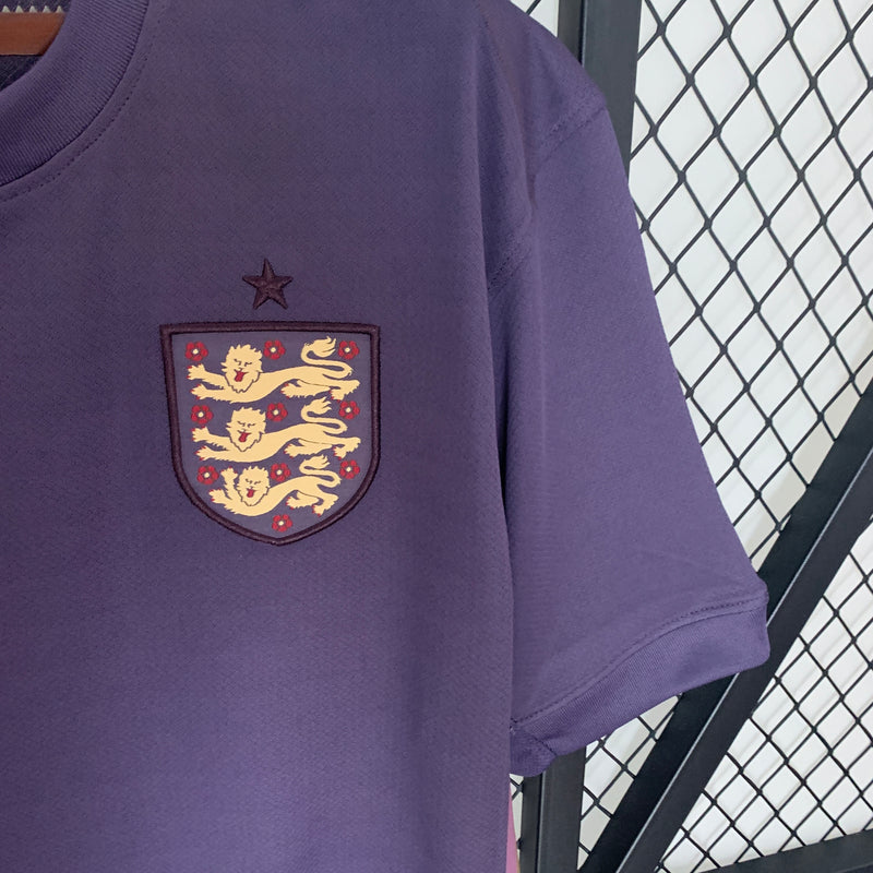 camisa-camiseta-inglaterra-nike-selecao-selecao-inglesa-versao-versao-torcedor-masculina-24-25-away-fora-ii-secundaria-2-bellingham-jude-harry-kane-branco-branca-azul-roxa-roxo_4