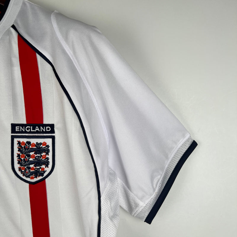 camisa-camiseta-inglaterra-umbro-selecao-selecao-inglesa-versao-versao-torcedor-masculina-2002-home-casa-i-principal-1-david-beckham-branco-branca-azul-vermelho-vermelha-retro-retro_5
